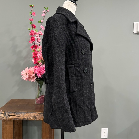 Smart Set Trench Coat - Picture 3 of 11